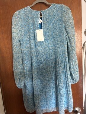 Wilfred NWT Blue and White Floral Pleated Long-Sleeve Dress